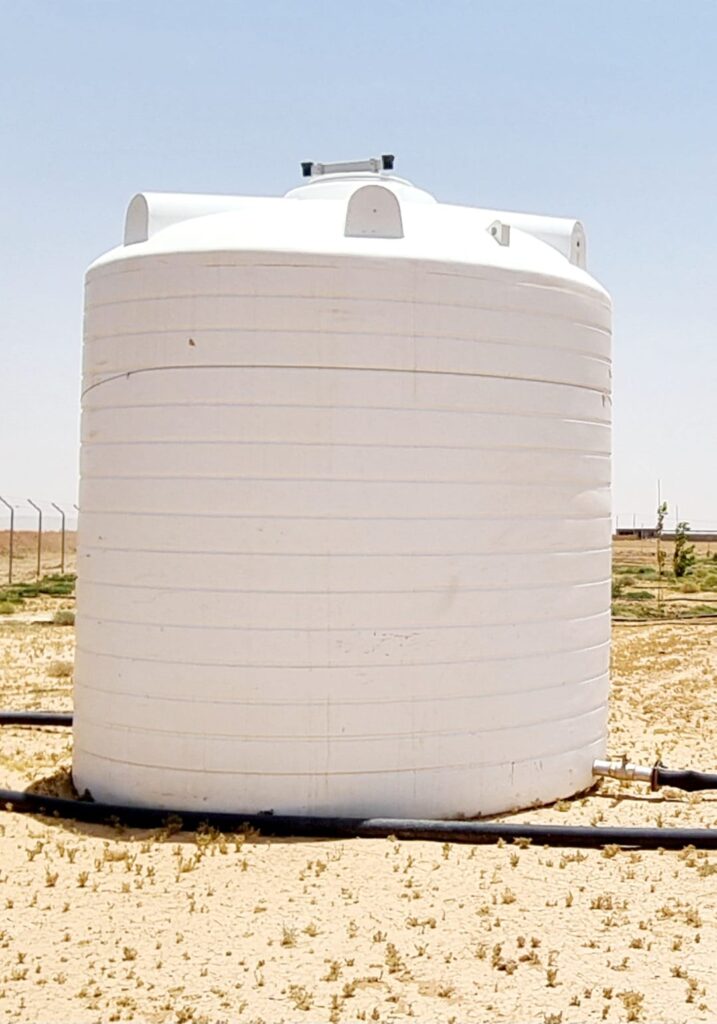 أضرار إهمال إصلاح خزانات فيبر جلاس: مخاطر هيكلية، صحية، ومالية | دليل وقائي 2025